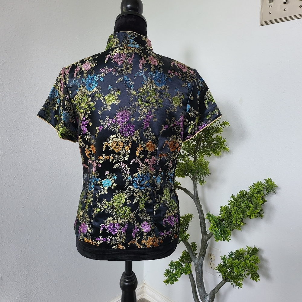 Eastern Collection Top - Picture 4 of 12